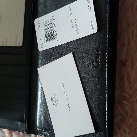 Coach wallet - Picture 5 of 6